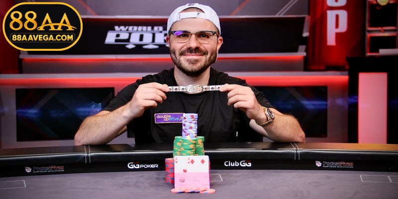 Dan Smith nhanh chóng khẳng định vị thế là cao thủ trong giới Poker